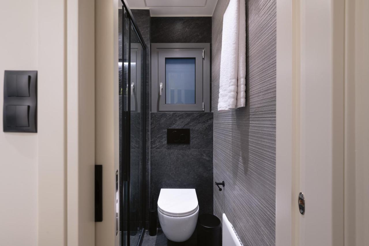 Adrianou At Heart Of Plaka Apartment Athens Luaran gambar
